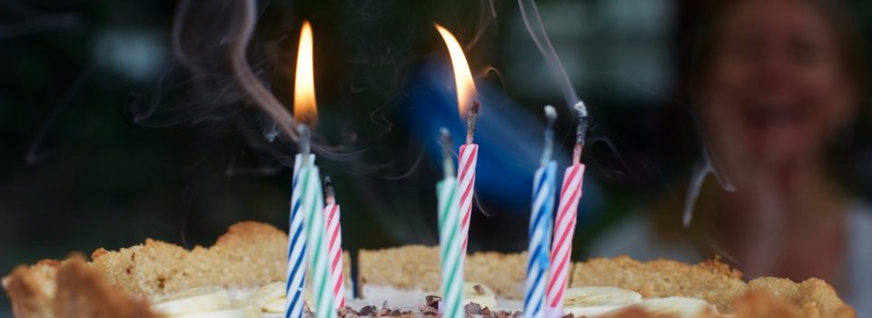 Birthday-cake-with-candles